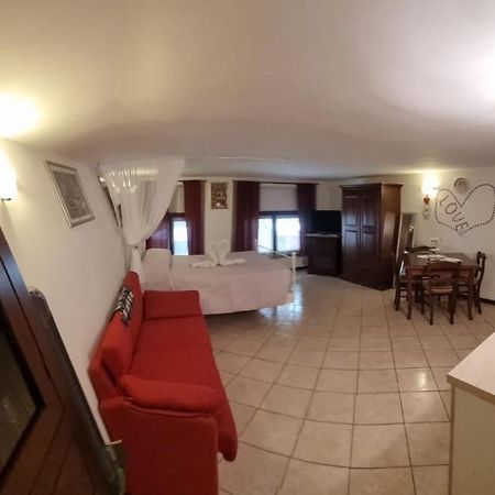 דירות סיינט וינסנט Monolocale In Via Pedonale מראה חיצוני תמונה